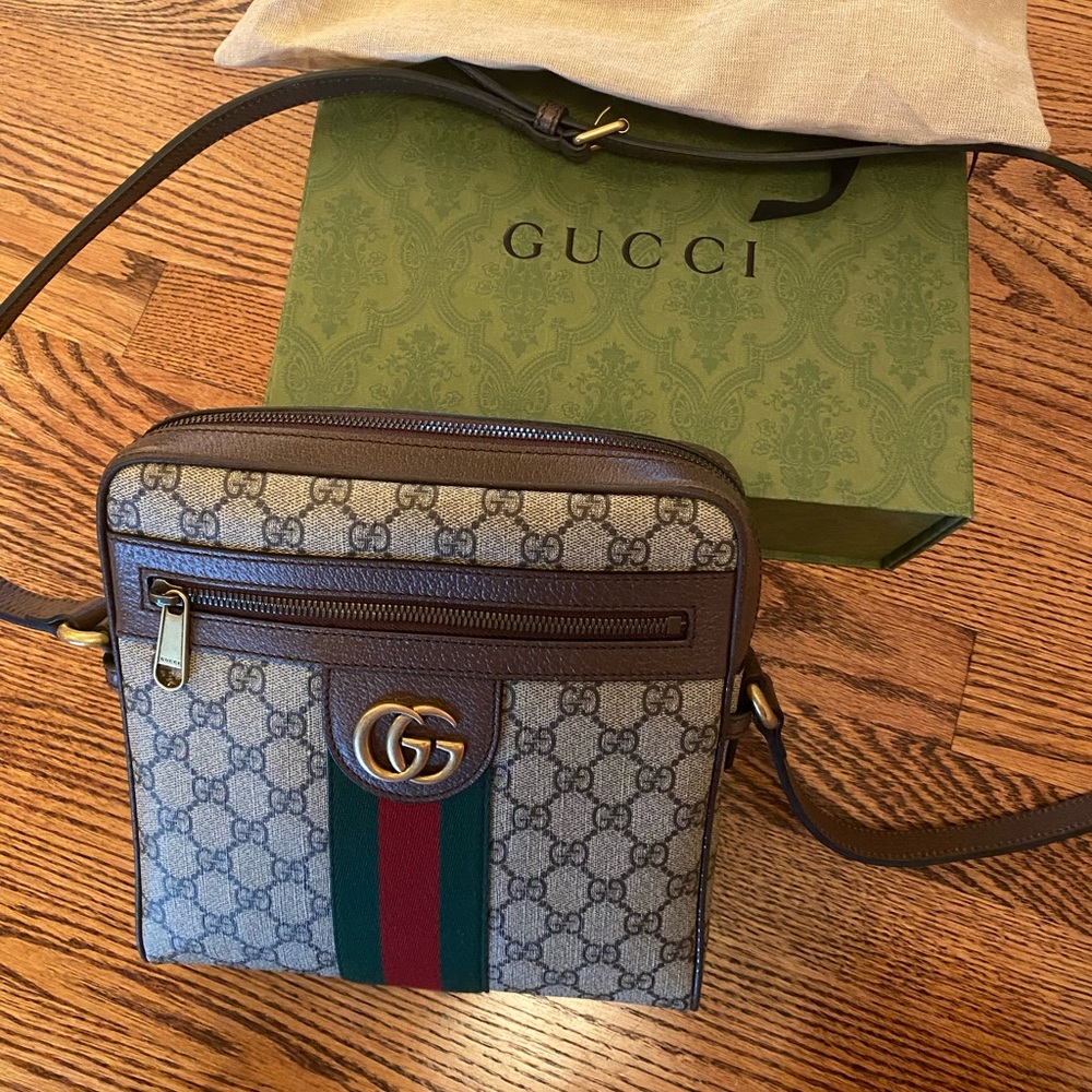 Brand new never used with receipt, box, dust bag